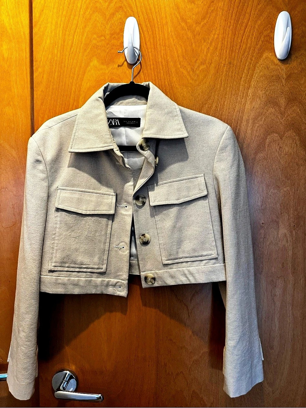 Zara Cropped Utility Jacket in Beige Like New